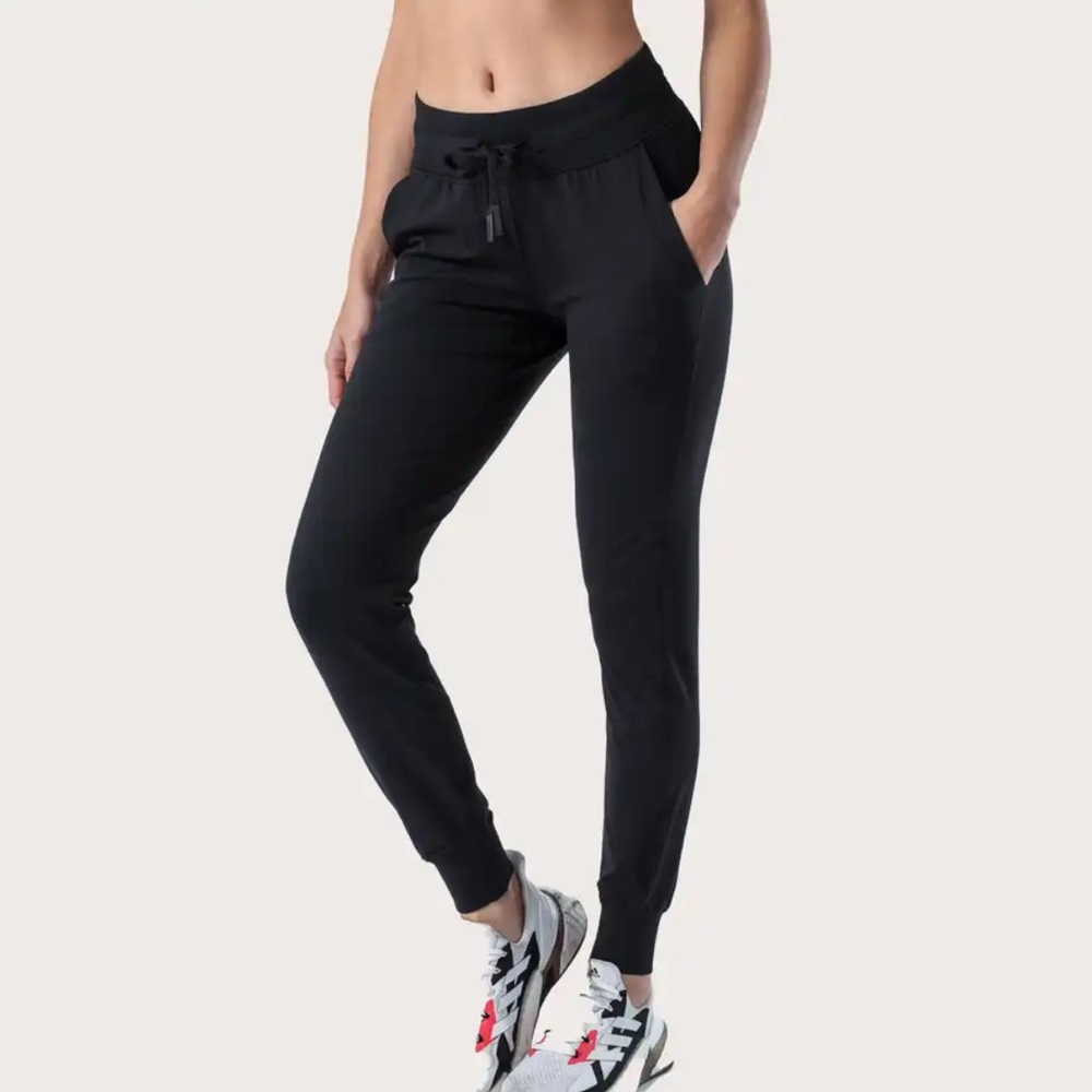 Lululemon black scuba legging joggers xxs